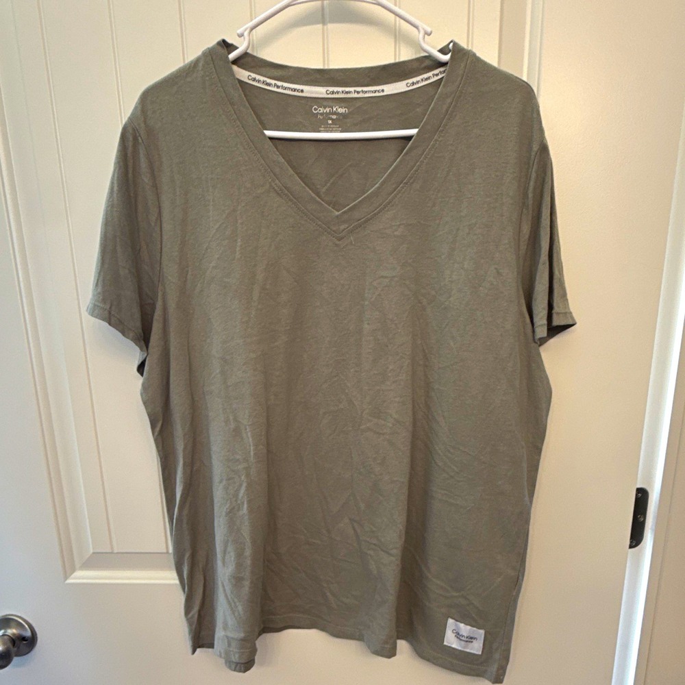 Calvin Klein Performance Men's Big & Tall 1X Gray V-Neck Logo Cotton Jersey Tee